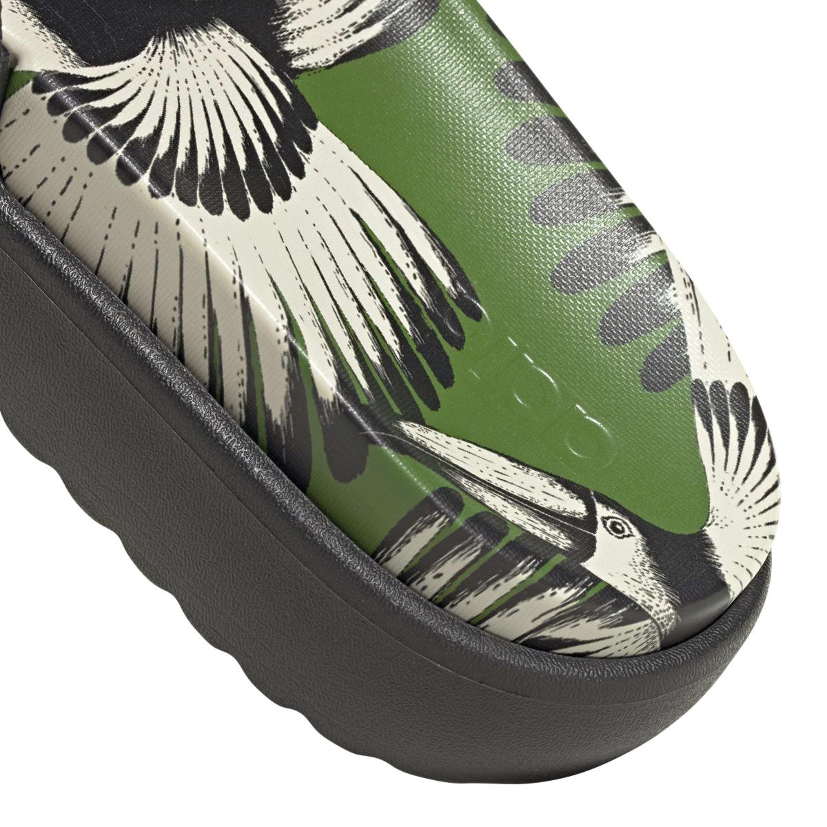 product/a/d/adidas_ji4754_8_footwear_photography_detail_view_1_white-nw091625.jpg
