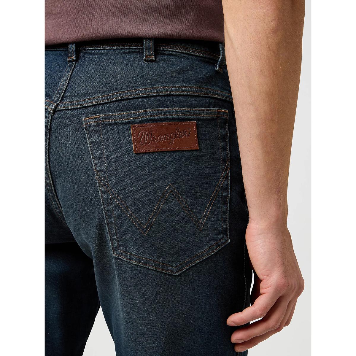 product/w/r/wrangler-112371013-old-river-8.jpg