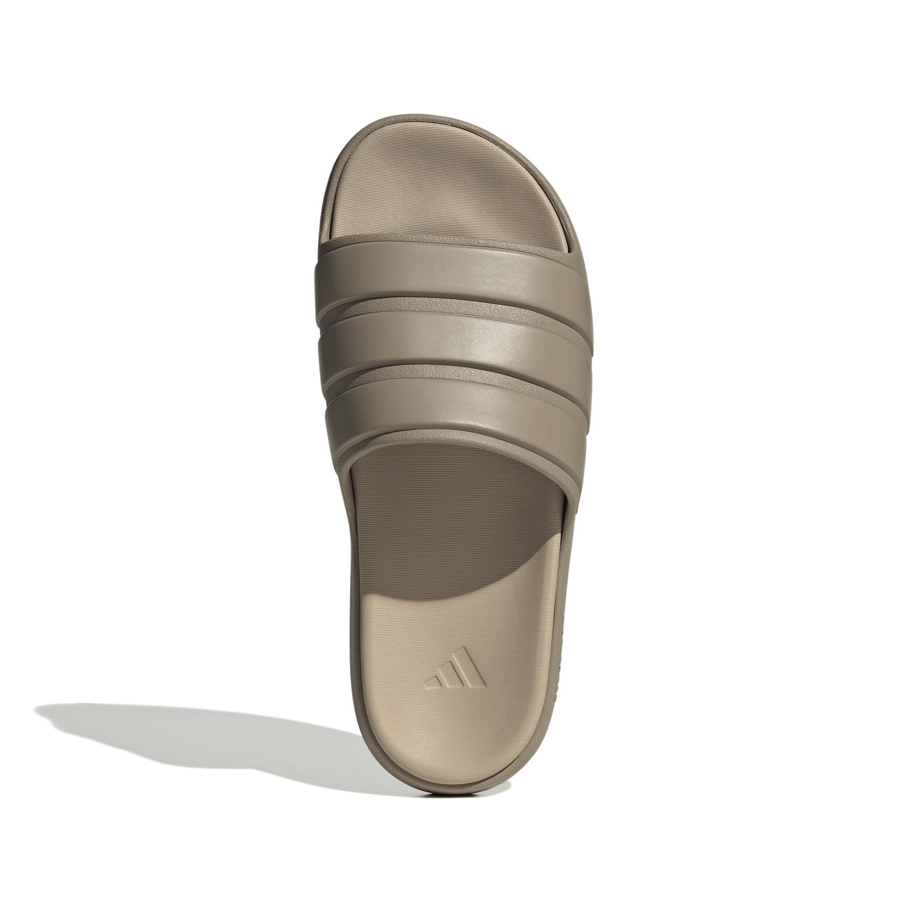 product/a/d/adidas_ji2272_3_footwear_photography_top_portrait_view_white-nw091625.jpg