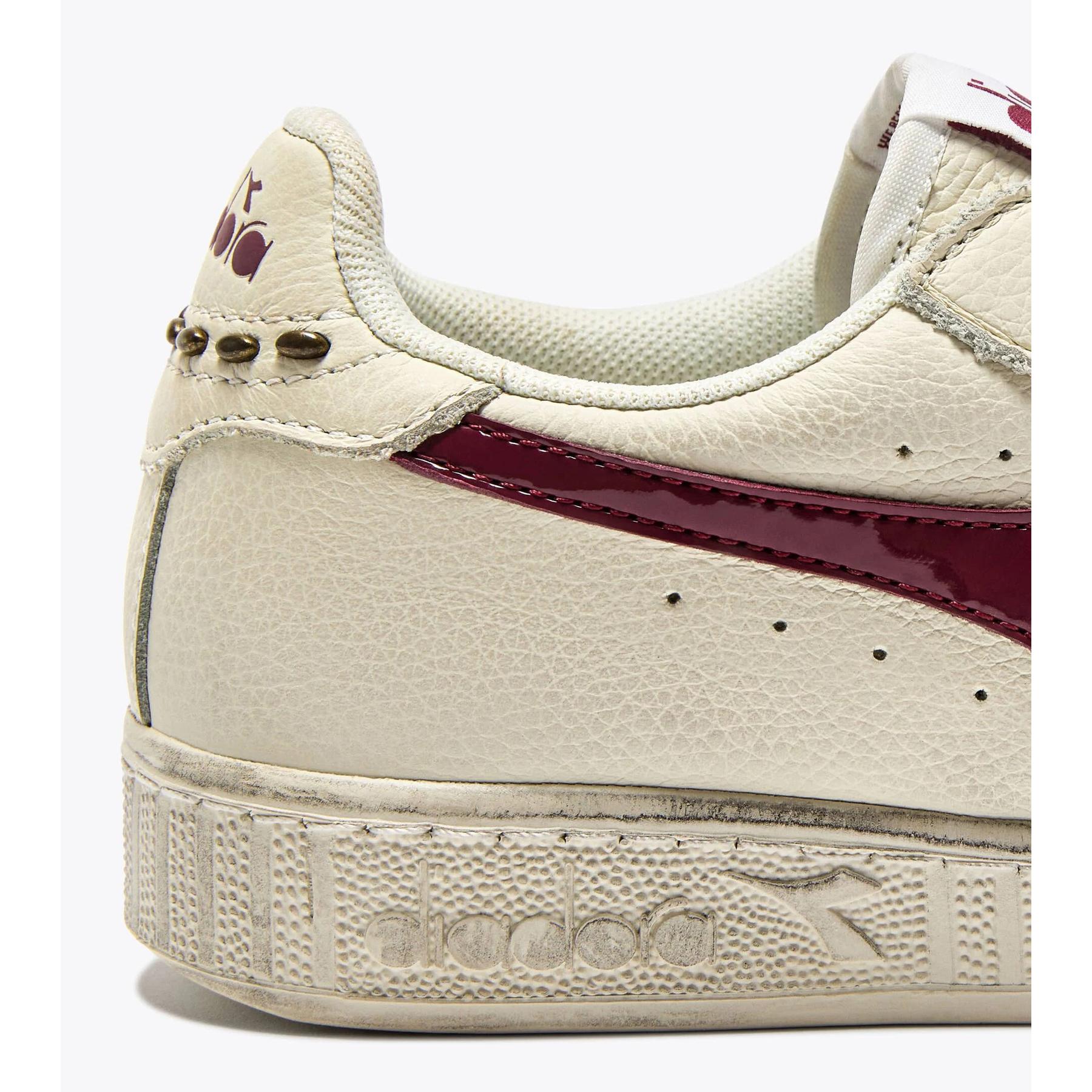 product/d/i/diadora-501-182170-45084-pomegranate-5.jpg