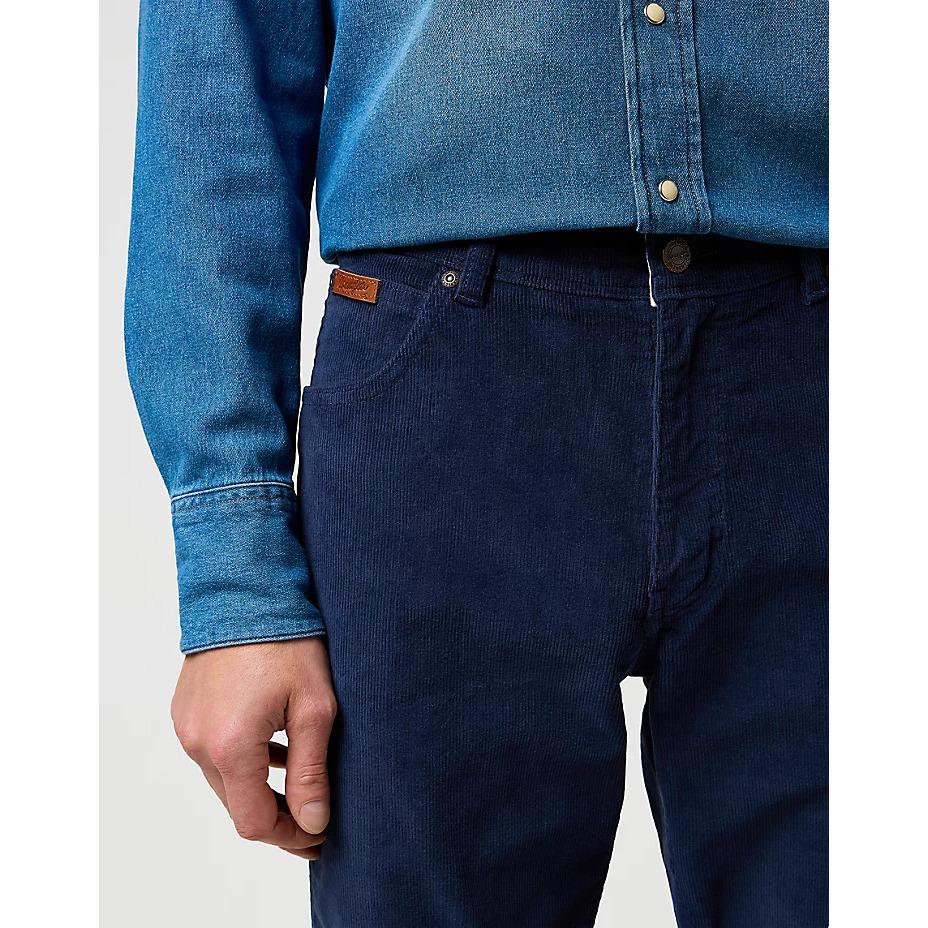 product/w/r/wrangler-112370862-mood-indigo-9.jpg