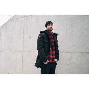 3163-2-parka-con-bandera-brandit-bw-negro