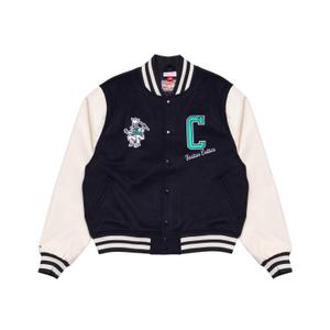 ojbf6240-bceyypppblck-chaqueta-boston-celtics-varsity-negro