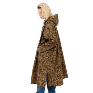 6351000-808-poncho-de-lluvia-mujer-protest-laugh-fudgecamel-tu