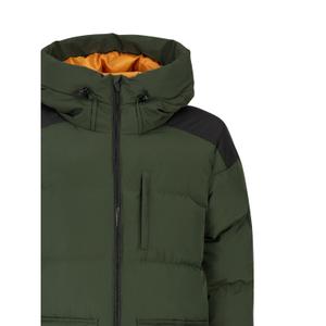 63752001-516-plumifero-protest-follow-kale-green