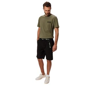 ss21m030-bl01-pantalon-corto-holubar-traveller-negro